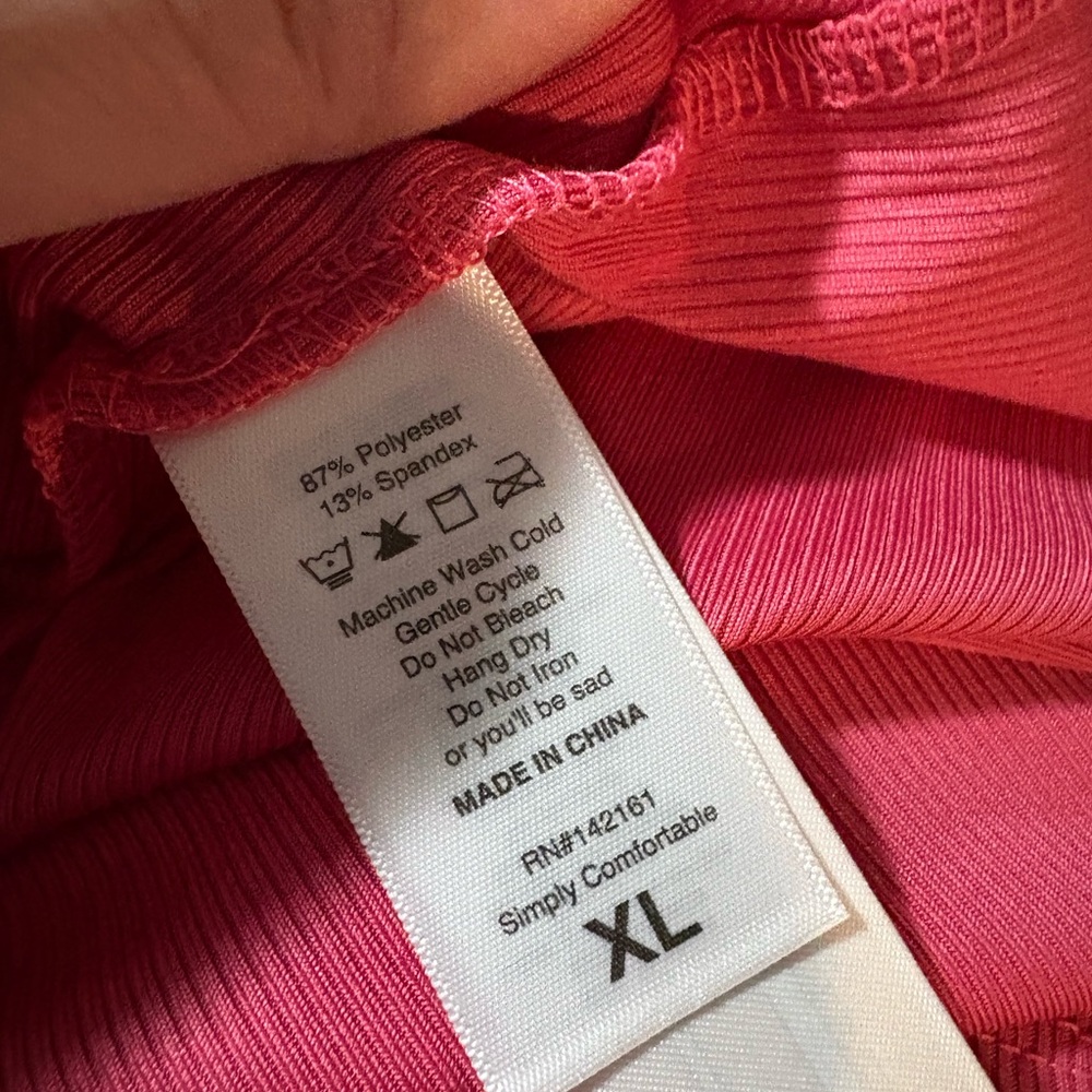 Lularoe Christy solid Pink V-Neck Top xl new with tags - Picture 2 of 2